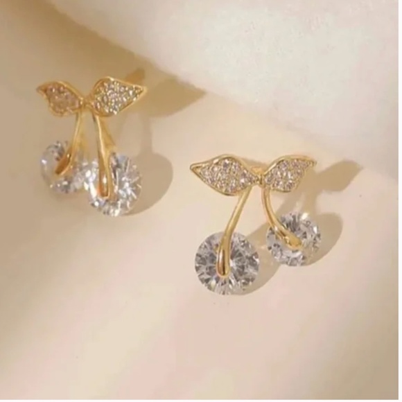 ✨ FREE Cherry Fruit Rhinestone Shine Peasant Minimal Modern Boho Earrings - Picture 1 of 3